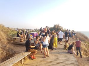 האנשים של המכון הדמוקרטי